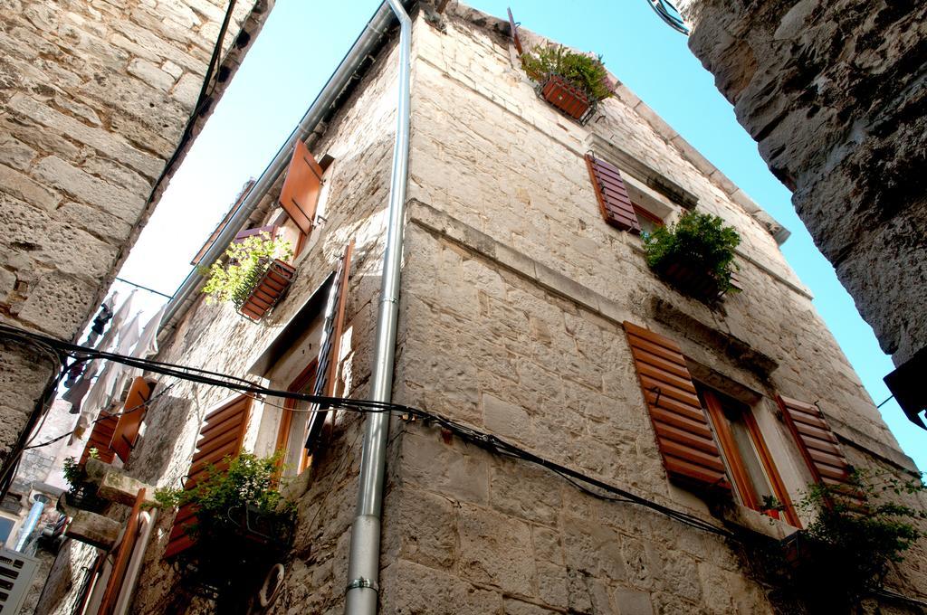 Apartments Salvezani Split Exterior foto