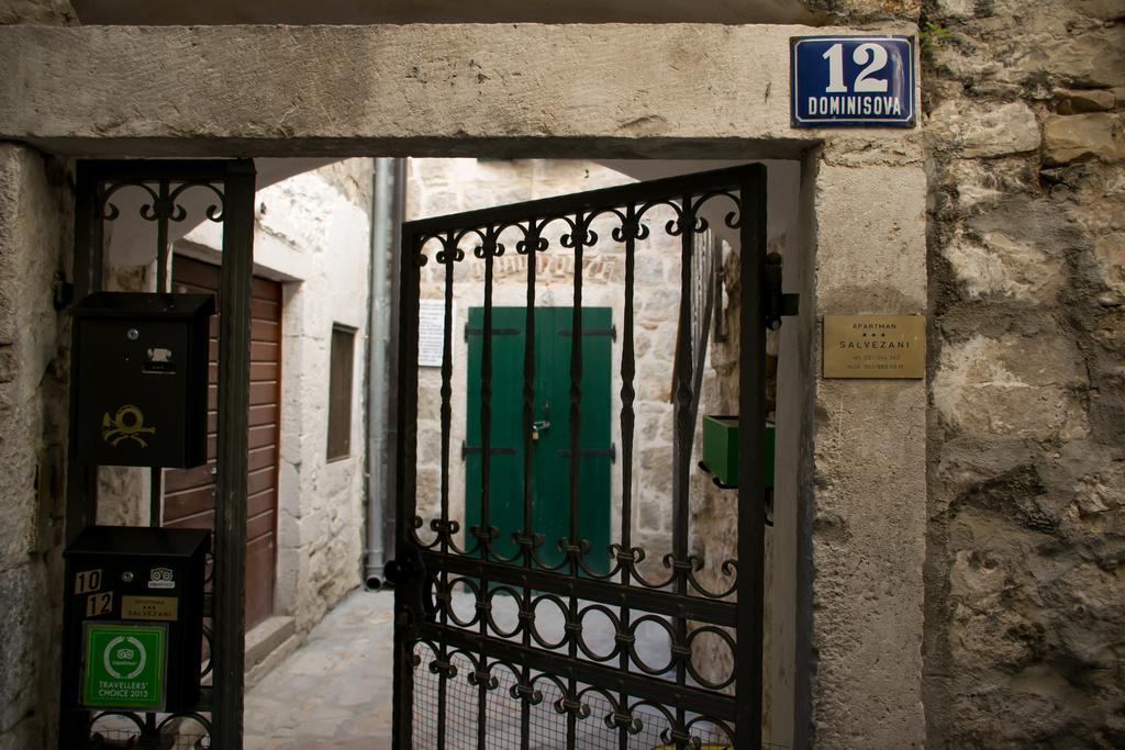 Apartments Salvezani Split Exterior foto