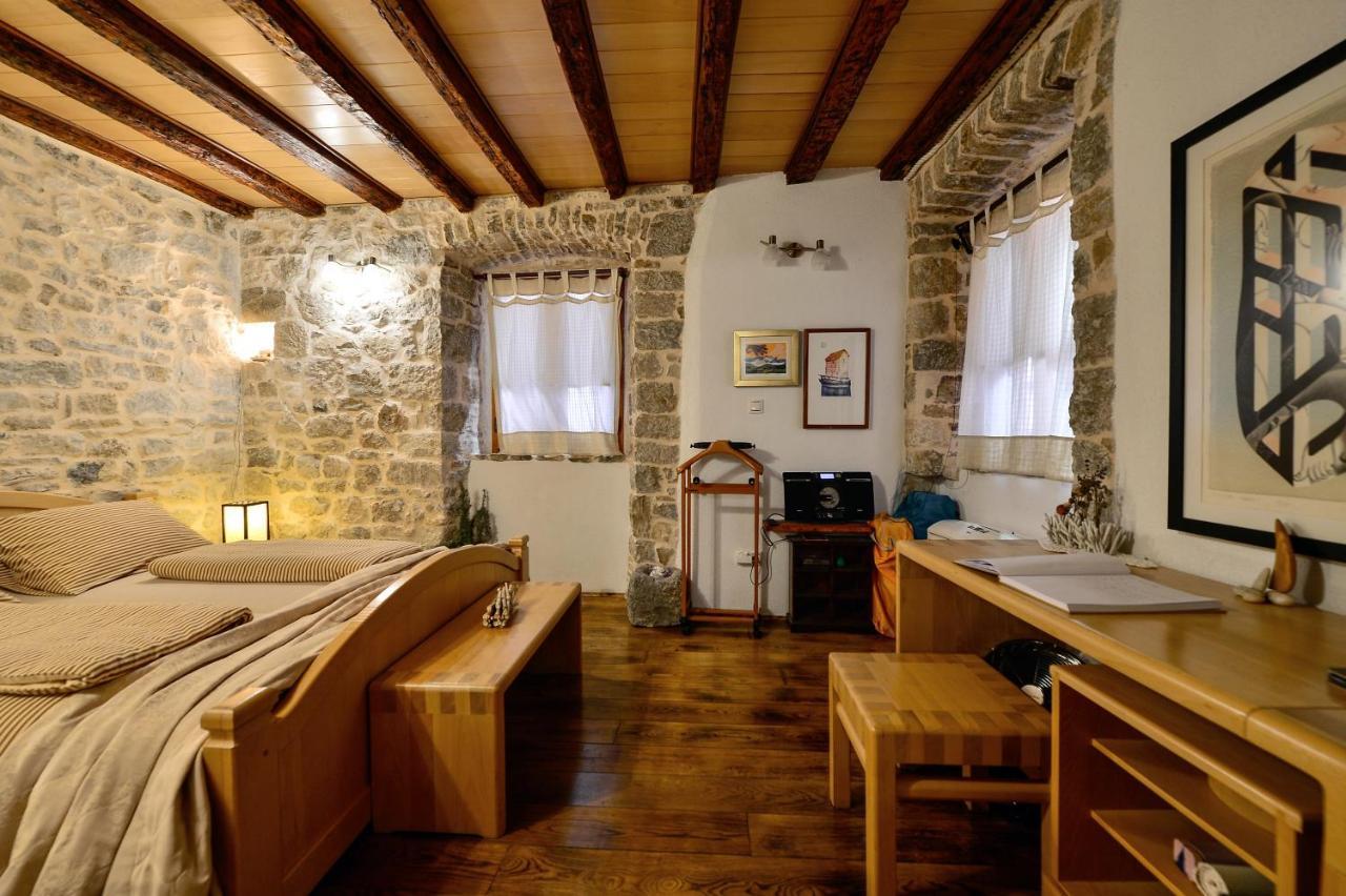 Apartments Salvezani Split Exterior foto
